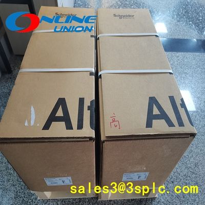 PCE984385  programmable logic controller (PLC) module 