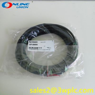 ชิ้นส่วน KEYENCE 10 เมตร สายควบคุม KEYENCE OP-88680 เครื่องหมาย CE สำหรับการตรวจจับที่แม่นยำ