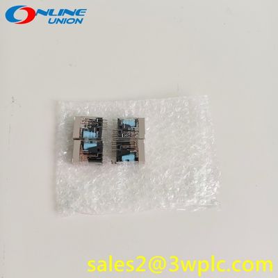 24VDC S OMRON G2R-2-SND พล็อกเรเล่ใน 8 ปิน DPDT 5 A สําหรับการใช้งานควบคุมอุตสาหกรรม
