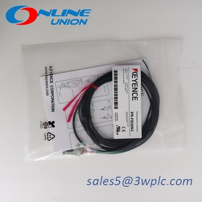 PR-FB30N3 KEYENCE IP67-Rated Long-Range Retro-Reflective Photoelectric Sensor