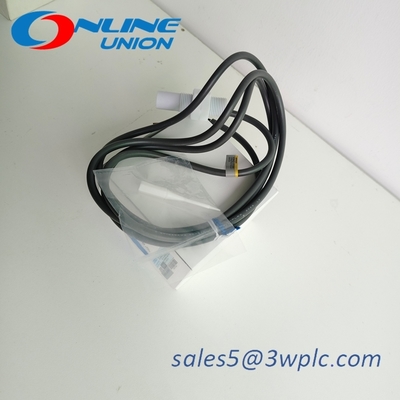 E2KQ-X10ME1 2M OMRON Capacitive Proximity Sensor
