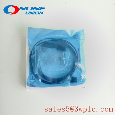 CZ-H32 KEYENCE Reflective Sensor Head Variable Spot