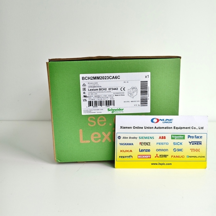 Schneider BCH servo motor with 9.55 N*m torque 2000 rpm and 220V three-phase AC for industrial automation