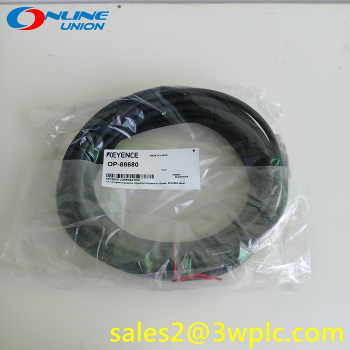 ชิ้นส่วน KEYENCE 10 เมตร สายควบคุม KEYENCE OP-88680 เครื่องหมาย CE สำหรับการตรวจจับที่แม่นยำ
