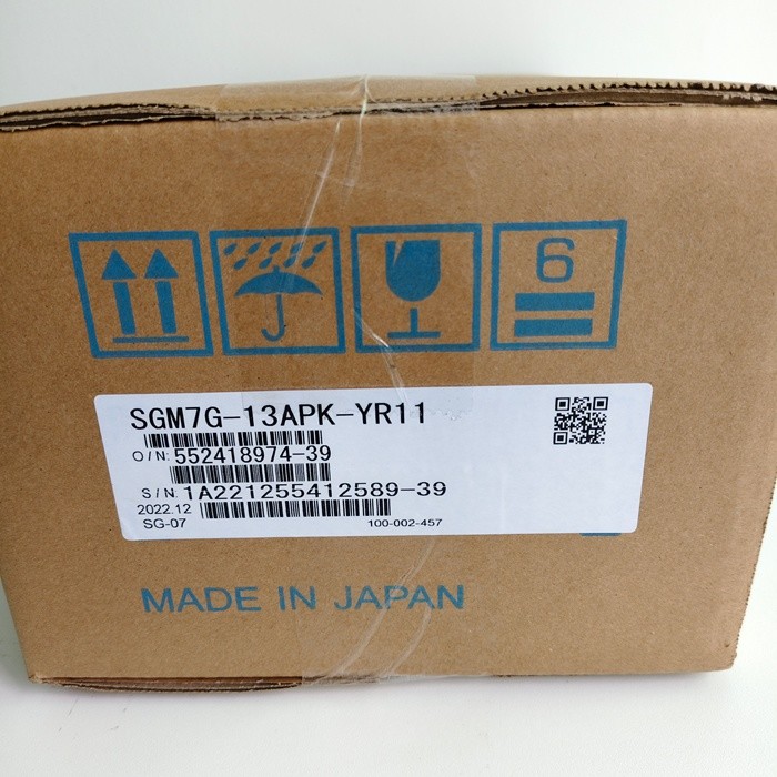 เซอร์โวมอเตอร์ Industrial Automation YASKAWA SGM7G-13APK-YR11 125HZ 1.3KW